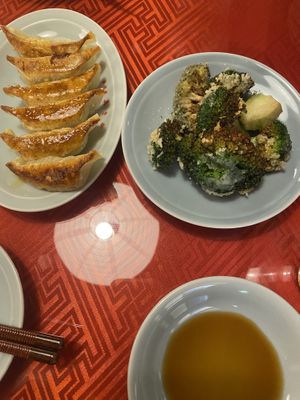 Gyozas and fried broccoli  at Vegan Izakaya Masaka (ヴィーガン 居酒屋 真さか)- Kyoto in Kyoto