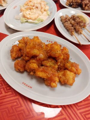 Sweet & spicy cauliflower at Vegan Izakaya Masaka (ヴィーガン 居酒屋 真さか)- Kyoto in Kyoto