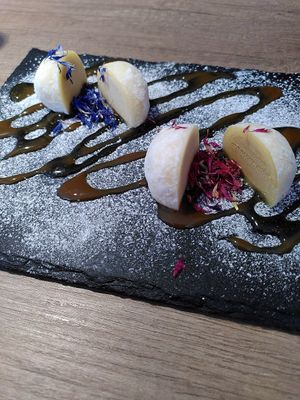 Mochi at TOMASU-SAN Ramen-Bar in Fulda