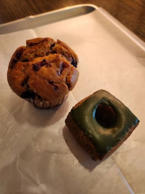Raspberry muffin and matcha donut at CICON in Kyoto