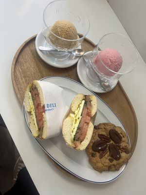   at Pureun Deli - 푸른델리 in Seoul