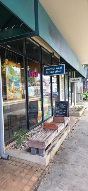 Outside at Warrior Açaí in Kailua