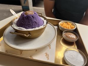   at Homm Dessert in Haymarket