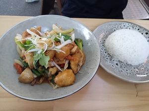 Peanut tofu stir-fry at Me Thai in Auckland
