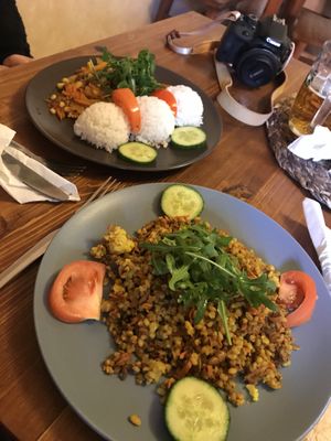 laibur and kung pao at Laibon in Cesky Krumlov