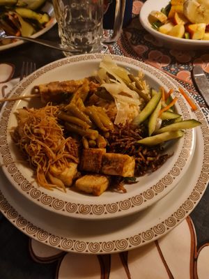 A bunch of delicious, authentic vegan Indonesian food at Djawa in Eindhoven