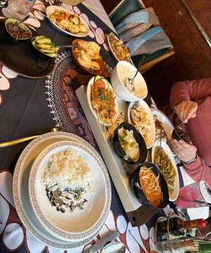 Veganistische rijsttafel at Djawa in Eindhoven