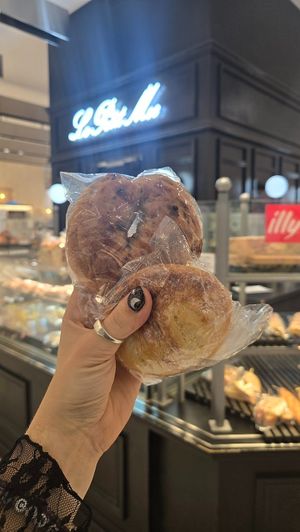  at Le Petit Mec Shinsaibashiten in Osaka