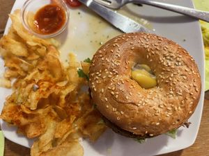 Burger in a bagel bun   at Grossstadt in Lindau
