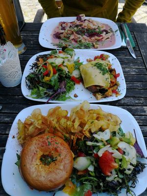 So much food at Grossstadt in Lindau