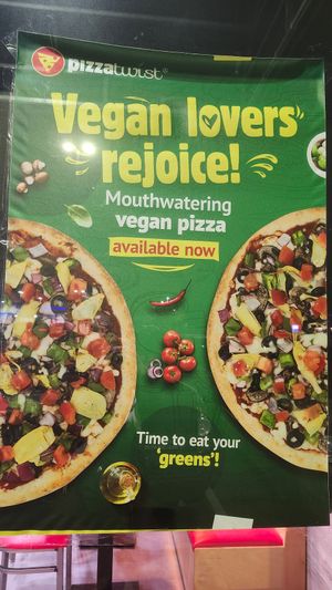 Vegan Pizza at Pizza Twist in Chesapeake