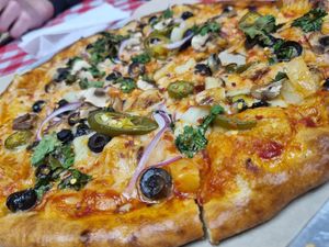 Vegan make your own with all veg at Pizza Worx  in Los Angeles