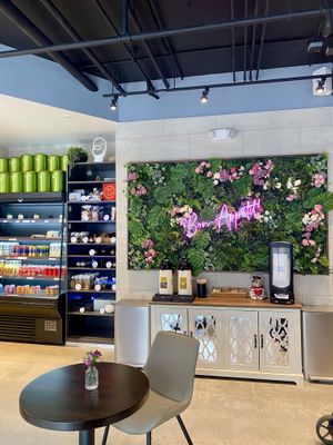 The environment   at ID-eclair in Pasadena