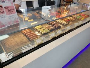 Pastry case at ID-eclair in Pasadena