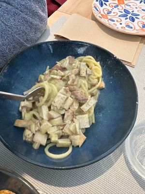 Carbonara vegana con tofu ahumado at nabu in Siracusa