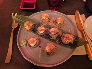 Sushi vegano con pasta kataifi e philadelphia vegan at Botanico Bergamo in Bergamo