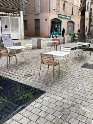  at Café Noisette in Toulon