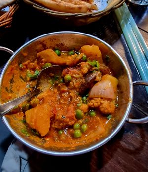 Vegetable Jalfrezi at S and S Indian Restaurant in Hua Hin