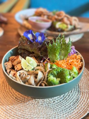 Veggie Bowl at OffShore in Hikkaduwa