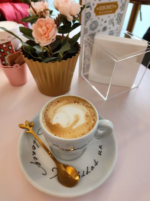 Café con leite de soia at Feitizo de Azúcar in Ribeira