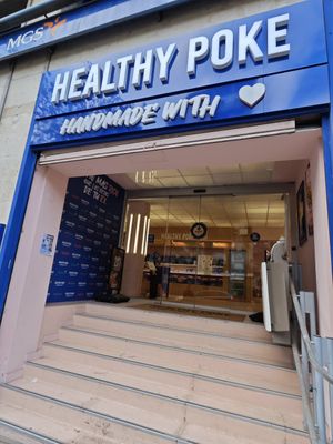 Outside at Healthy Poke in Alicante