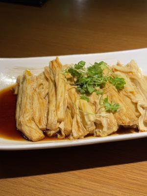 Fresh tofu skin  at Qing Chun Po Meng in Shenzhen