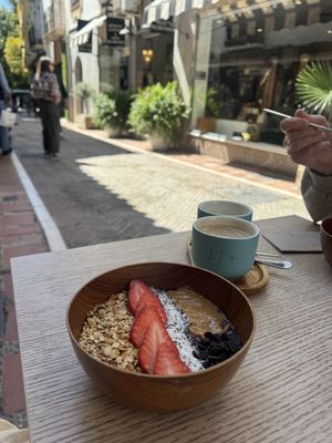 Oat and matcha latte with açai bowls  at Kafein Coffee & Kitchen in Marbella