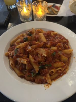 Vegan allá mamá with garlic added (it was missing the cannellini beans)  at Smithtown Pasta House in Smithtown