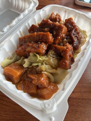 BBQ seitan and sides from the hot bar  at Soul Veg City in Chicago