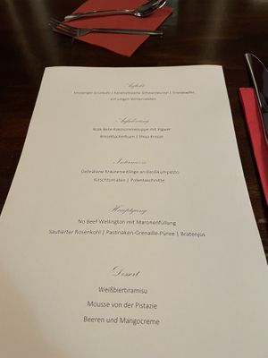 5 Gänge-Menü…zum Glück war kein Gang überfrachtet, so dass man sich nach jedem Gang schon auf den nächsten freute…perfekt!  at Bodhi in Munich