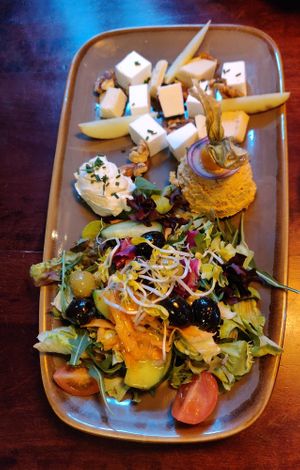 Keeseplatte at Bodhi in Munich