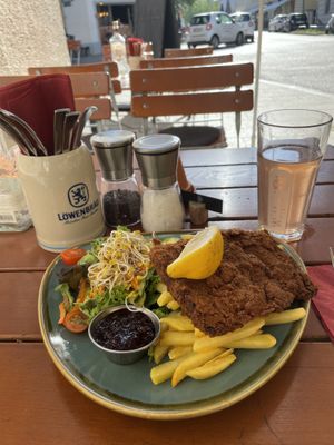 Sojaschnitzel…eines meiner Lieblingsgerichte  at Bodhi in Munich