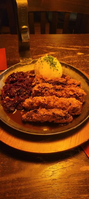 bodhi Pfanderl at Bodhi in Munich