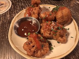 "buffalo wings"  at Bodhi in Munich