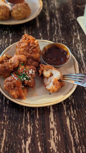 Buffalo wings (cauliflower) at Bodhi in Munich