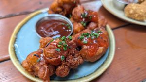 Buffalo wings made with cauliflower at Bodhi in Munich