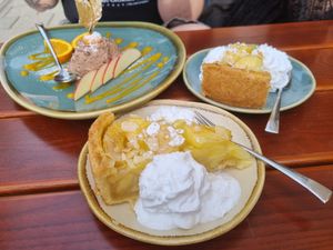 2x Warmer Apfelkuchen
Mousse au Chocolat at Bodhi in Munich