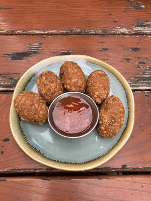 Chilli cheese nuggets, könnten etwas flüssiger sein innen   at Bodhi in Munich