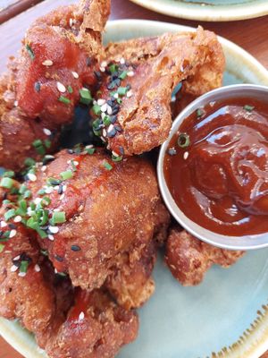 Buffalo wings at Bodhi in Munich