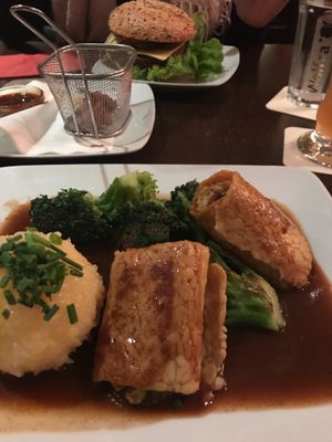 Tempeh remoulade and Bodhi burger at Bodhi in Munich