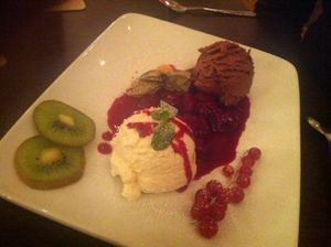 White and dark chocolate mousse (vegan) at Bodhi in Munich