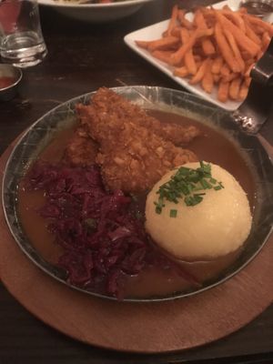 Bodhi Pfanderl at Bodhi in Munich