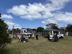 Outdoor seating  at Coffee at Bev's in Inverloch