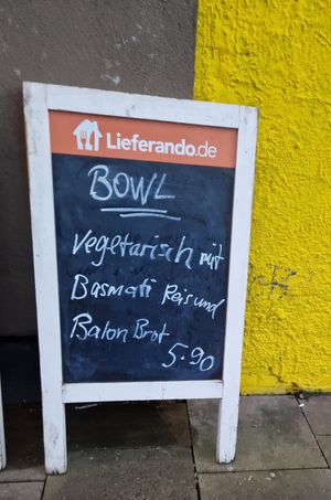 Mittagsangebot at Shikara Qick Ottensen in Hamburg