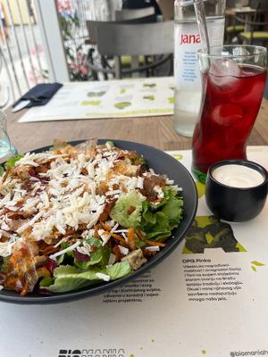 Caesar salad with tofu and homemade ice tea 


I recommed. 




 at BioMania Bistro in Zagreb