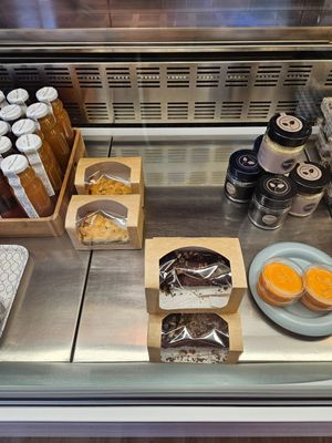 Vegan chocolate brownie at LABI - Bottega Vegetale in Desenzano Del Garda