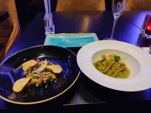Haricots verts / veggie gyoza at Umami in Maastricht