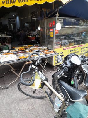 Com chay selection at Pháp Hoa in Ho Chi Minh City