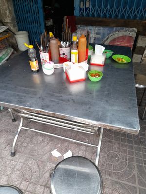 Limited seating outside at Pháp Hoa in Ho Chi Minh City