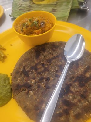 Thalipeeth pitla at Swati Snacks - Nariman Point in Mumbai